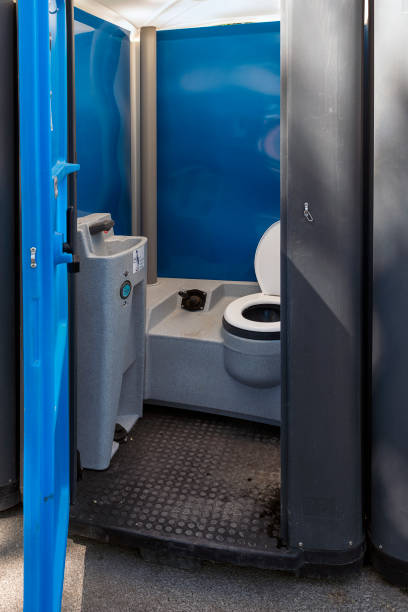 Best Construction site porta potty rental  in Sheffield, OH